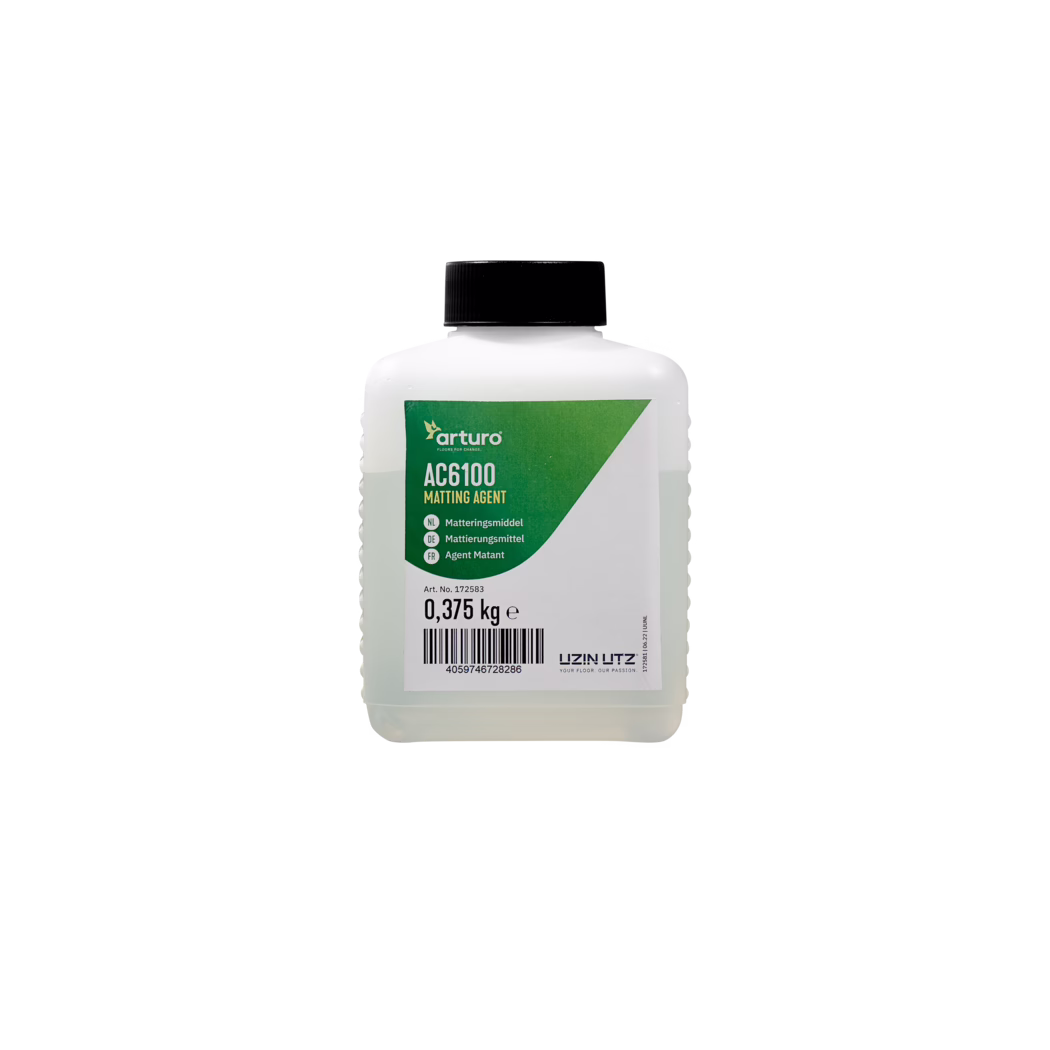 Close-up of the upper part of a white plastic bottle with a black screw cap and a green label that reads 'arturo AC6100 Matting Agent'. The label shows product information including weight '0,375 kg' and the brand 'UZIN UTZ'. The bottle stands against a plain white background.